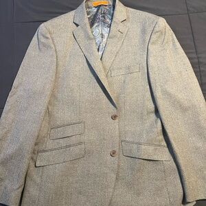 TALLIA Tan Suit with Notched Lapels and Tailored Fit 42R